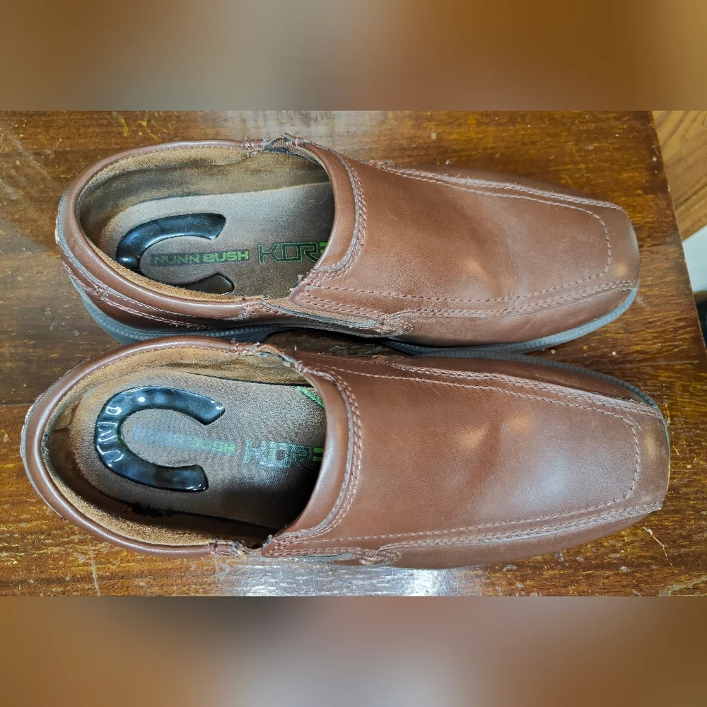 Men's Nunn Bush Slip Resistant Brown Leather Loafers, 9